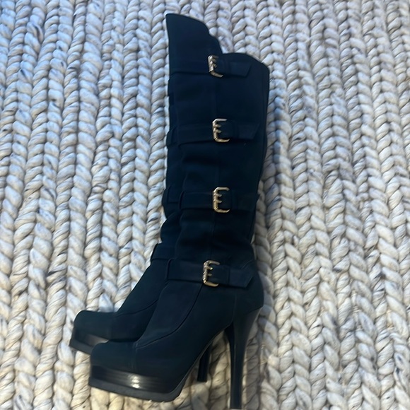 FENDI Stilhetto Platform Boots - Picture 2 of 10